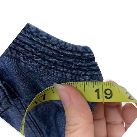 ALC Blue Chambray Sleeveless Button Up Top Medium - Picture 6 of 6